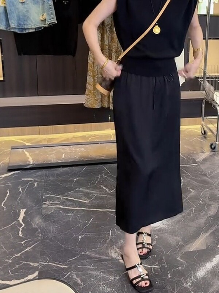 Büyük Beden Kadın Saten A Kesi - A-Line Skirt Midi incelemesi ve fiyatı